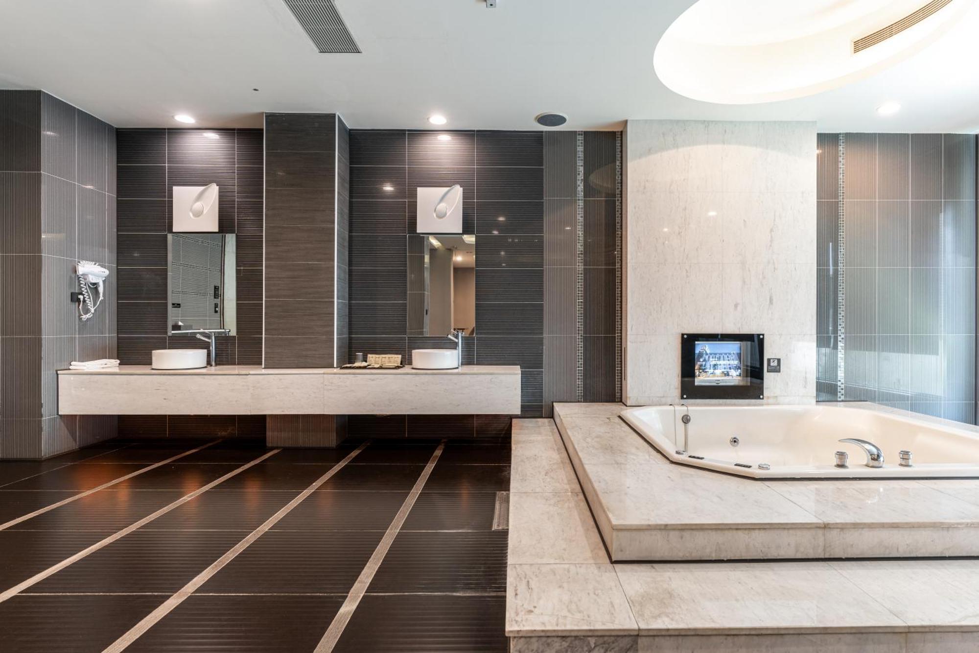Ohya Chain Boutique Motel-Yongkang Zewnętrze zdjęcie
